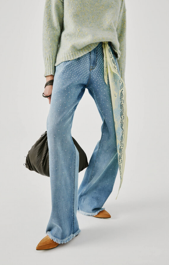 STRAIGHT JEANS WITH GRADIENT POINTS OF LIGHT