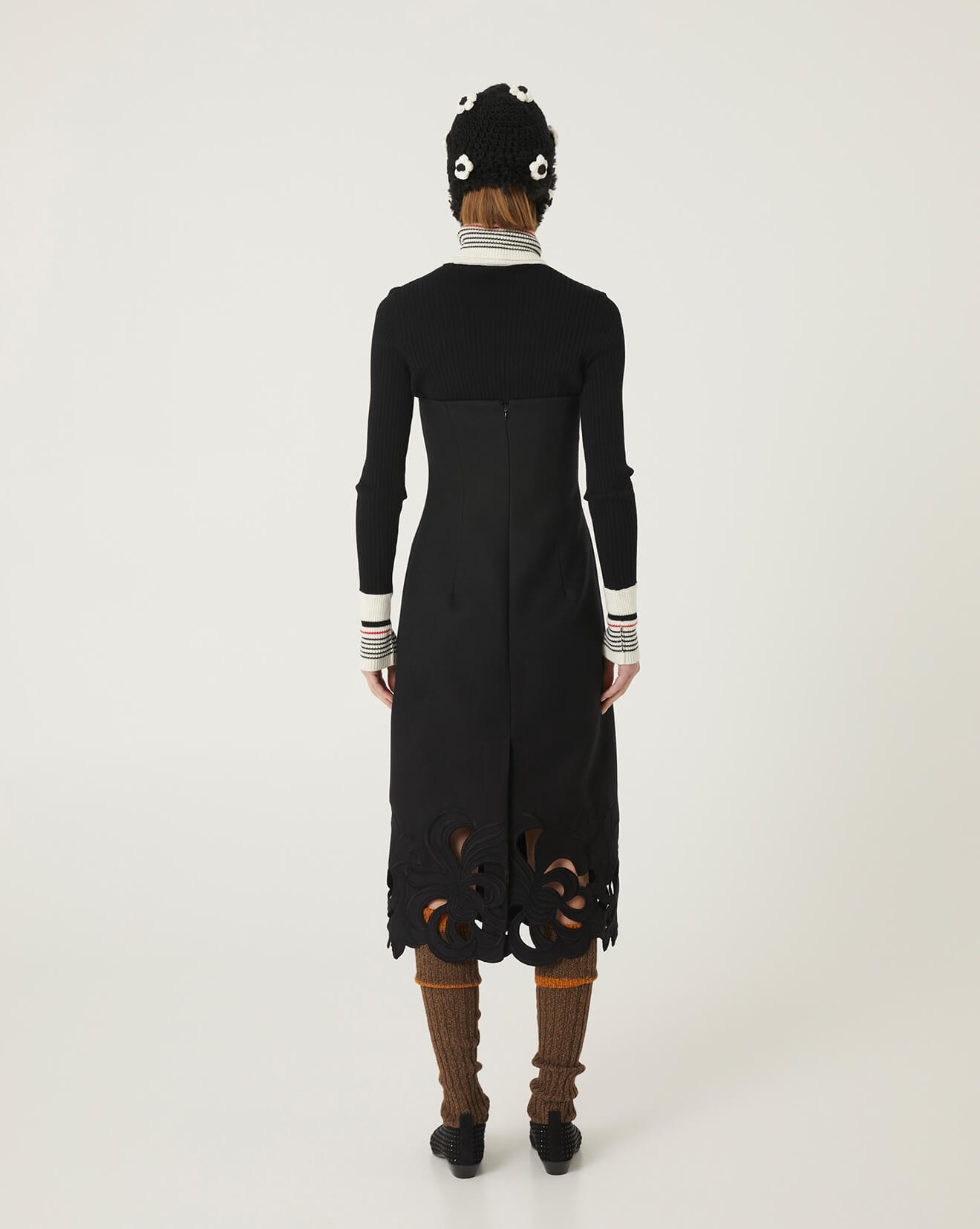dress with embroidered and drilled bottom