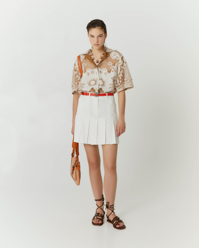 lace shirt with short sleeves