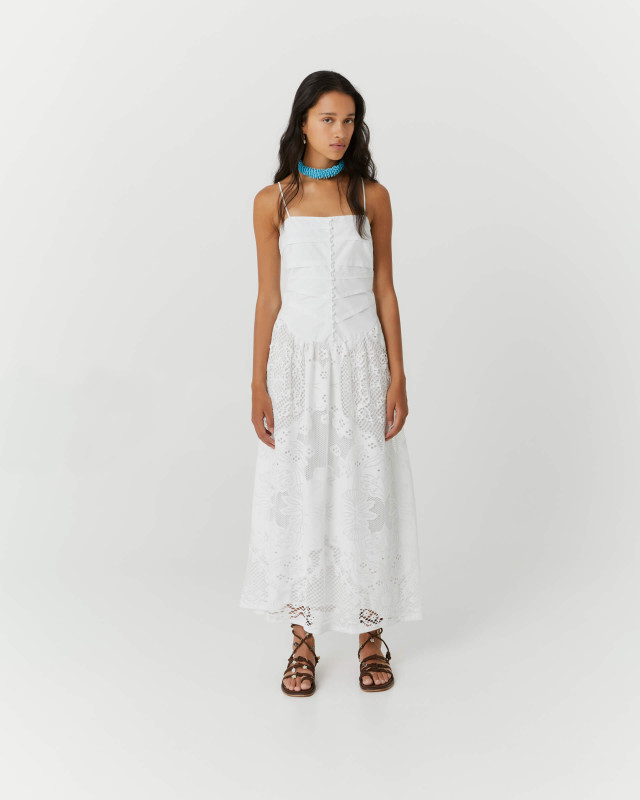 long dress in cotton lace