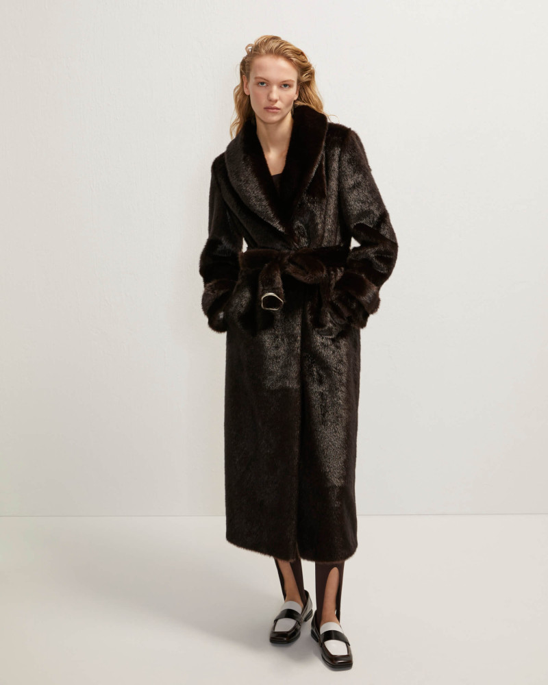 cappotto vestaglia in eco-fur