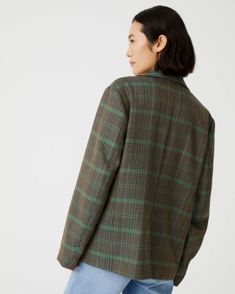 checked jacket with oversized sleeves