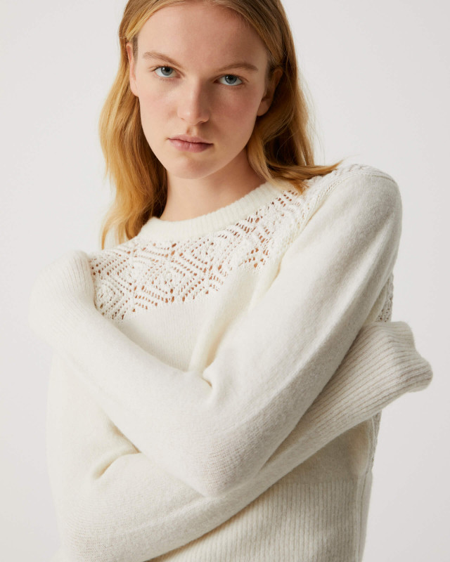 sweater with yoke and crochet back